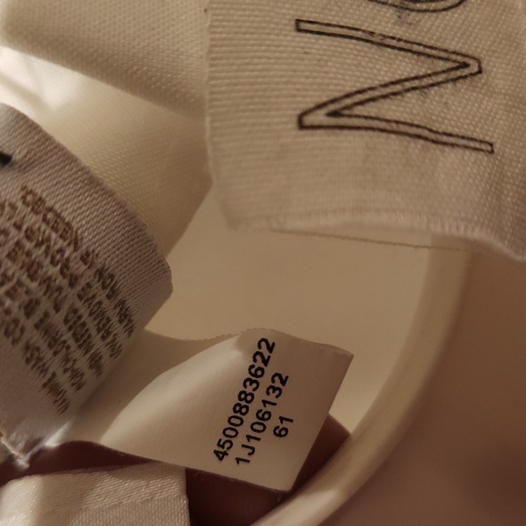 ❤️ NWT! CHICOS NO IRON BUTTON DOWN STRETCH COTTON POPLIN SHIRT, 8 -10 - Picture 6 of 8